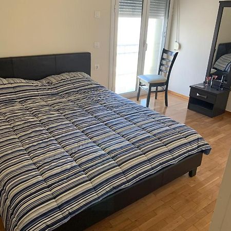 Appartment Near Center Corinth Екстериор снимка