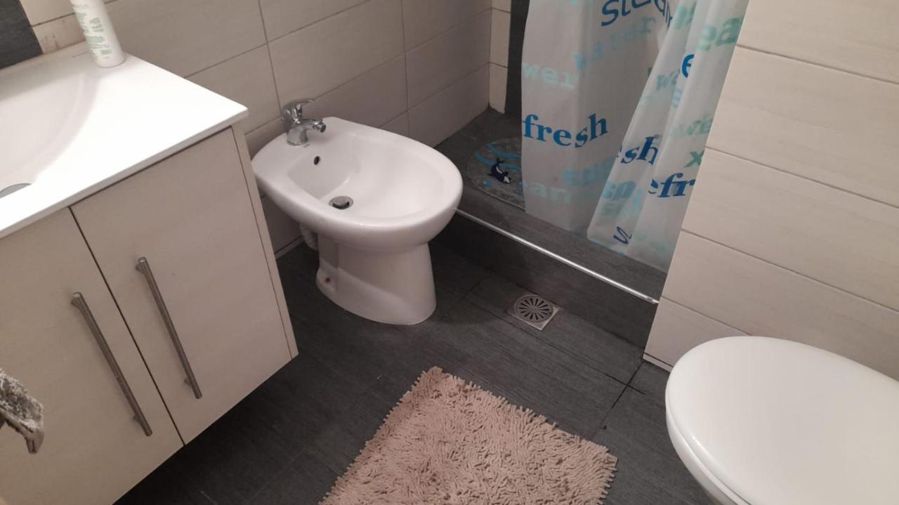 Appartment Near Center Corinth Екстериор снимка